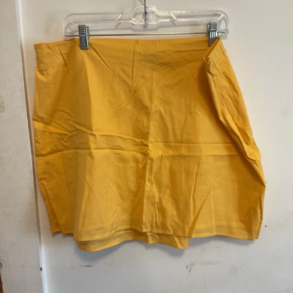 Abercrombie & Fitch Bright Mustard A-Line Mini Skirt